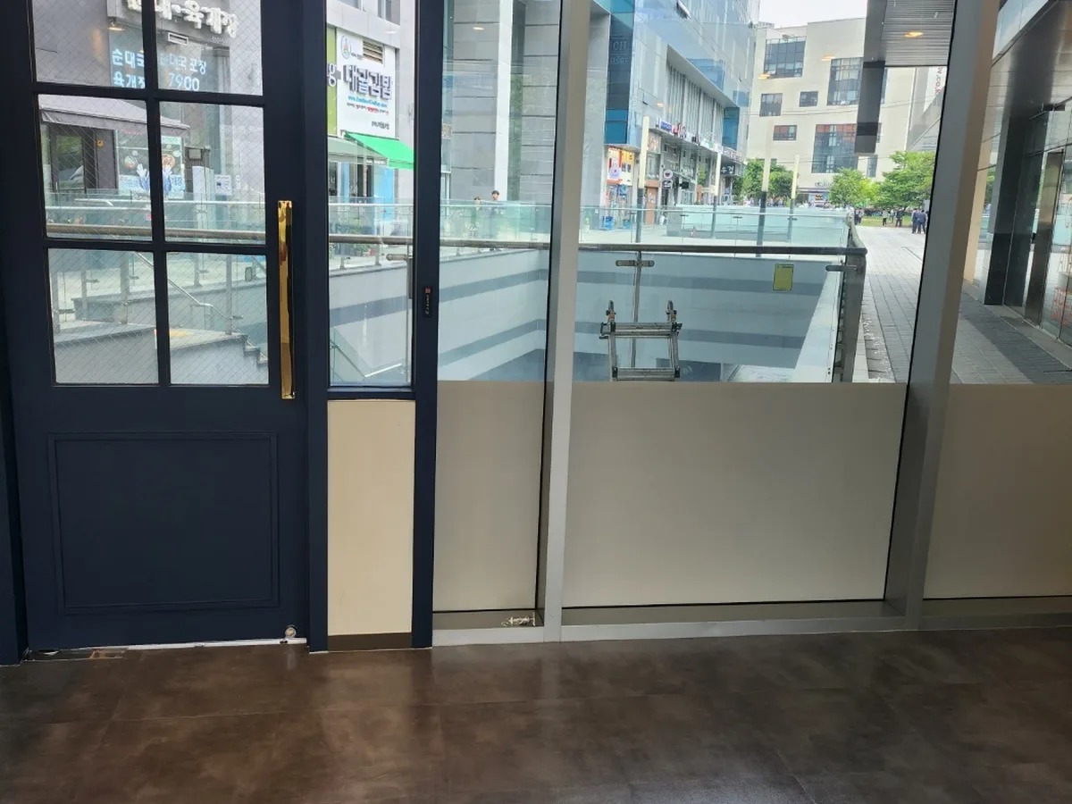 부천시 원미구 심곡동 점포 카운터 검사실 위생청소 사례 - 행진크린