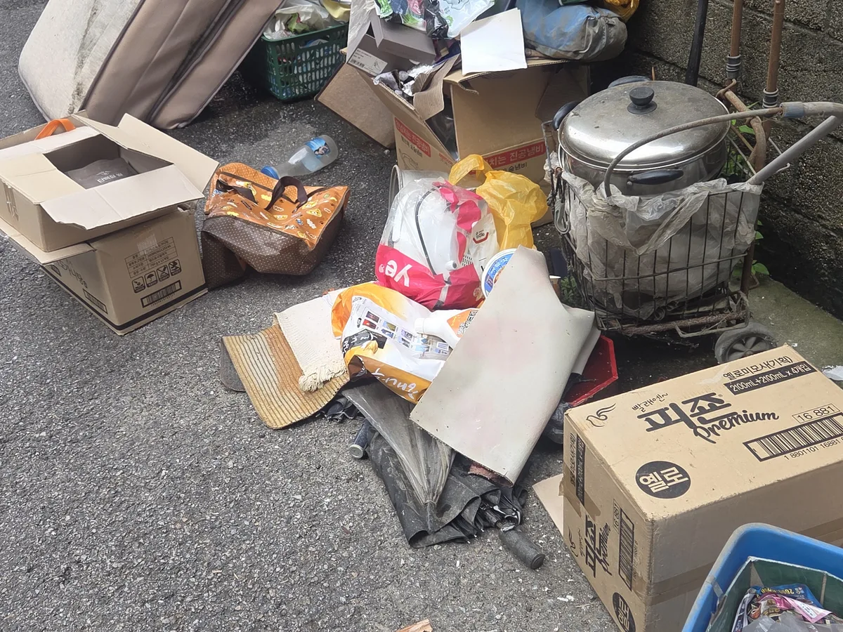안산시 상록구 팔곡이동 침수 현장 화장실 세면대 살균 위생청소 사례 - 행진크린